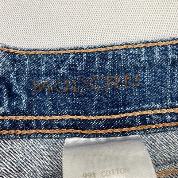 Eddie Bauer // Women's Size 10 Modern Capri Dark Wash Cotton Blend Stretch Jeans - Picture 9 of 11